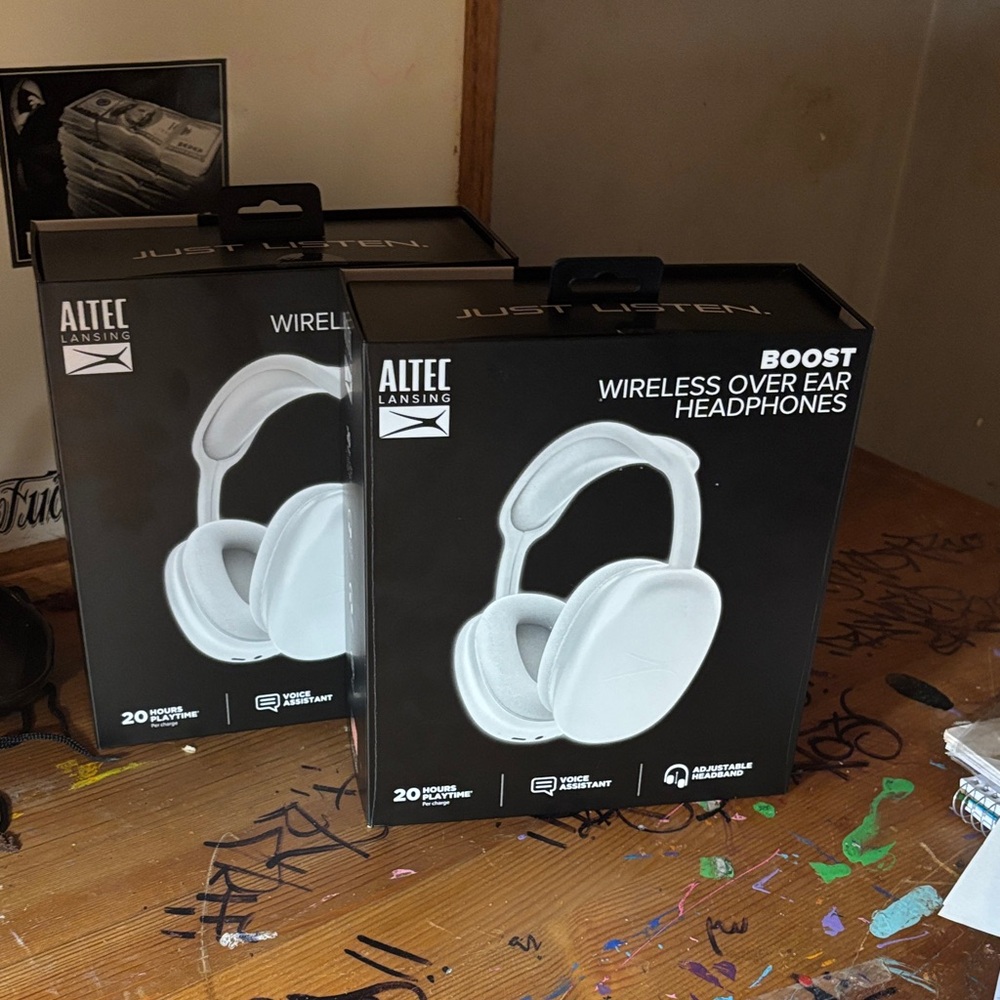 Altec Lansing Boost Wireless Headphones - Sleek White